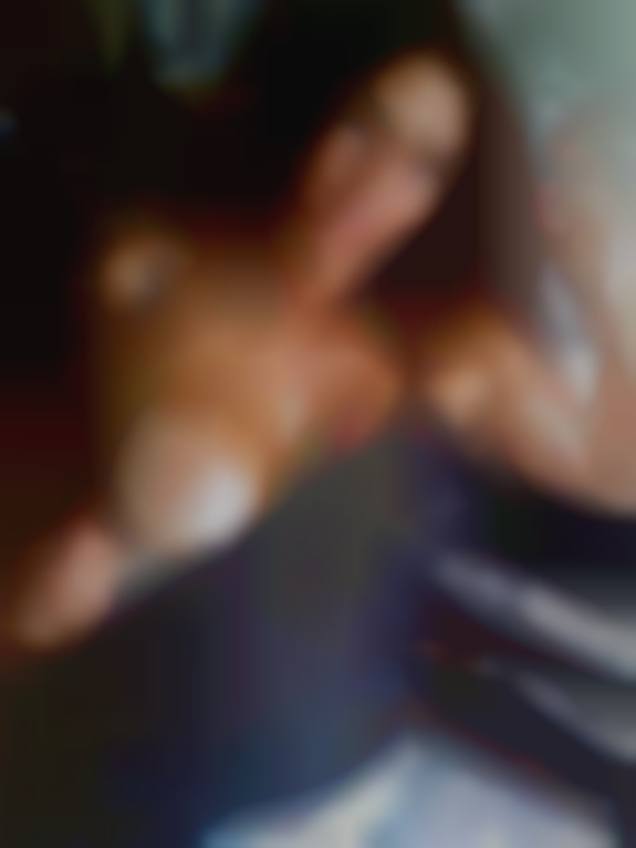 Cracks showing hairy chat sex club pussypicures from Munich.